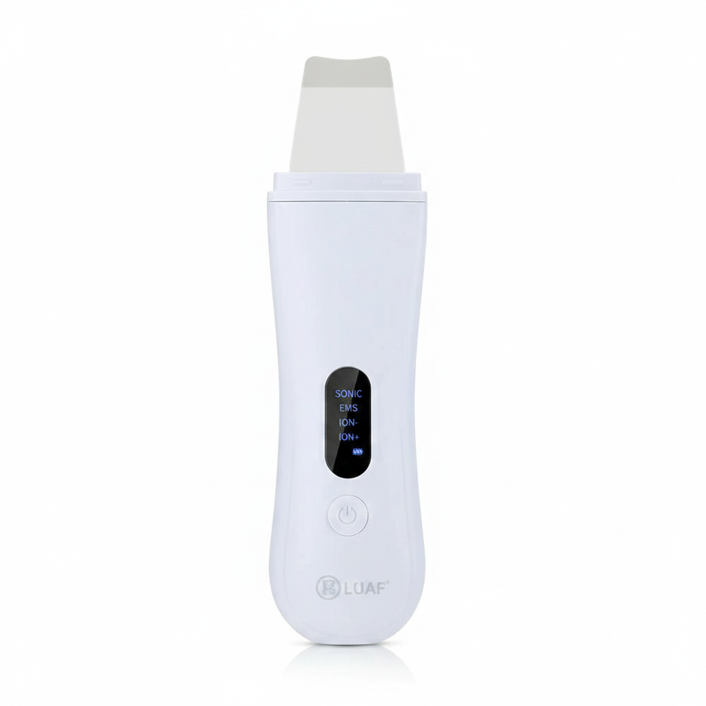Espátula ultrassônica facial com 4 modos para limpeza de poros em fundo branco
