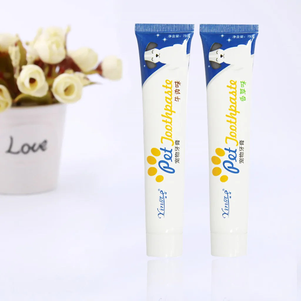 Creme dental enzimático para pet cães e gatos em fundo branco