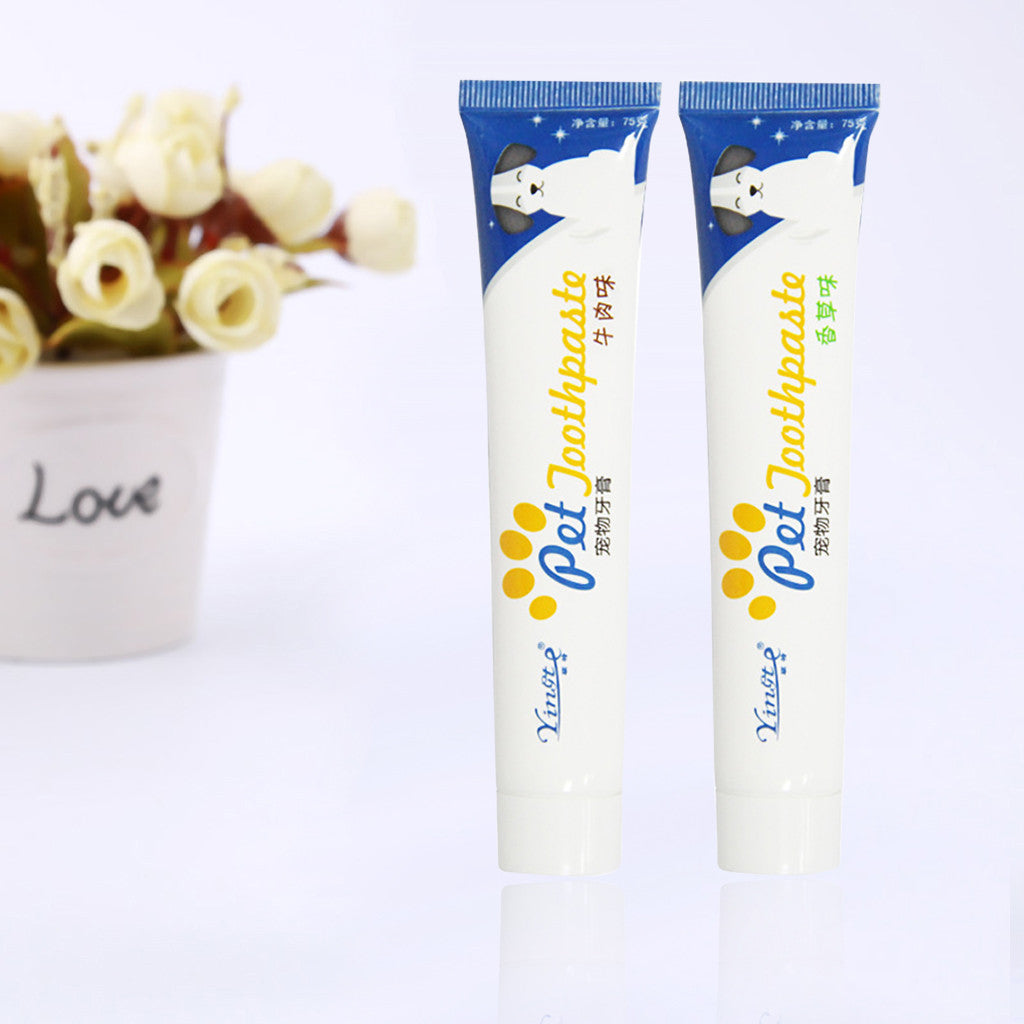 Creme dental enzimático para pet cães e gatos em fundo branco