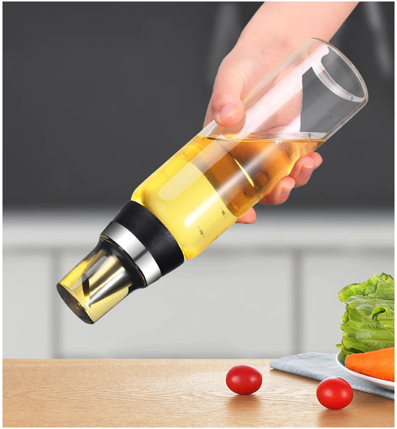 Dispenser de azeite e óleo 500ml com medidor e bico antivazamento em fundo branco
