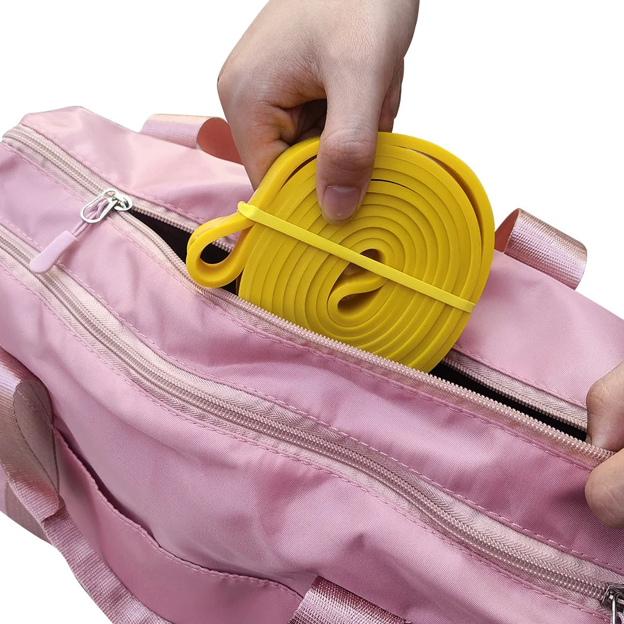 Faixa elástica de resistência kit pilates treino em casa em fundo branco