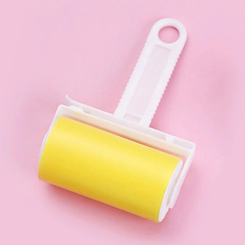 Bola tira pelos reutilizável para roupas e sofá em fundo branco