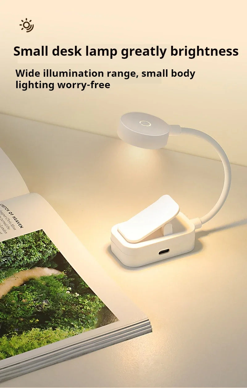 Luminária LED clip ajustável com 3 modos em fundo branco