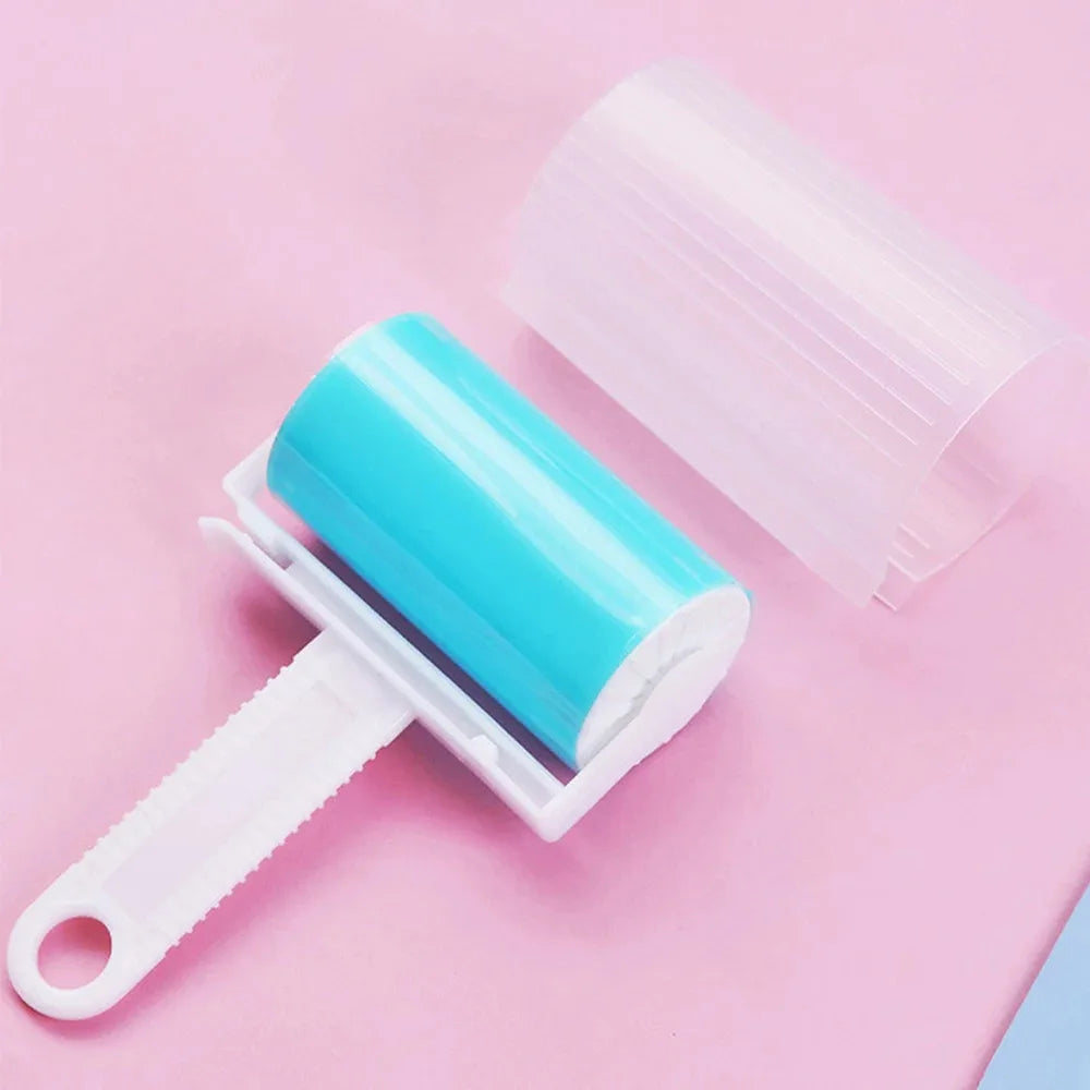 Bola tira pelos reutilizável para roupas e sofá em fundo branco