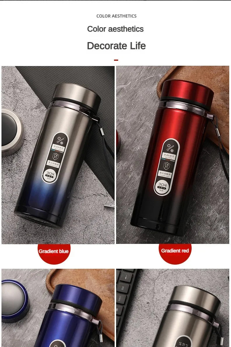 Garrafa térmica inox com display LED de temperatura em fundo branco