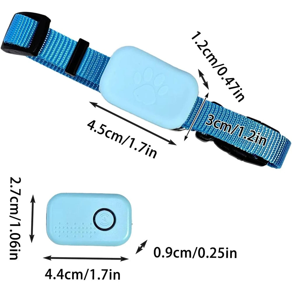 Rastreador GPS para cães e gatos à prova d'água com coleira ajustável em fundo branco