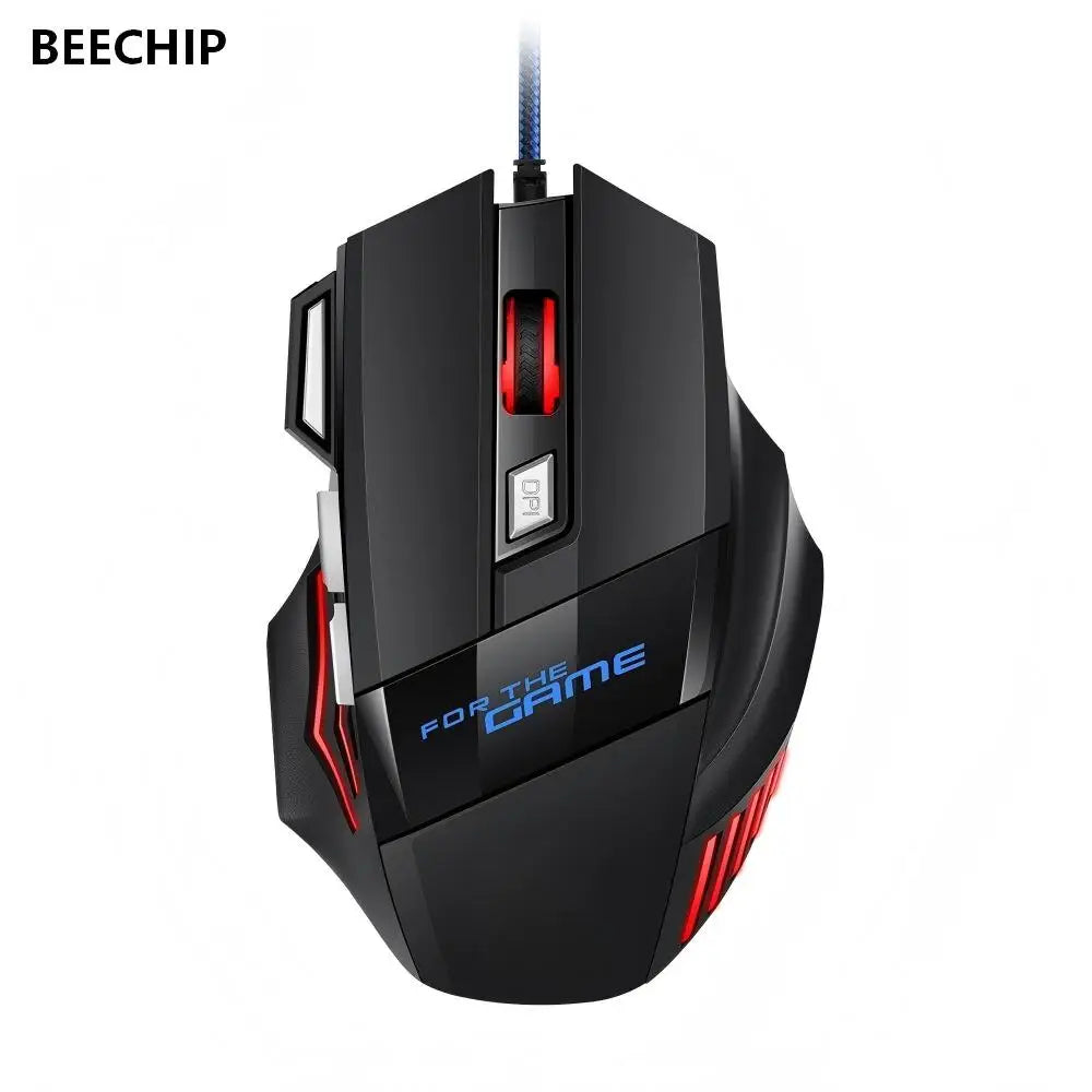 Mouse gamer USB com LED RGB ergonômico em fundo branco
