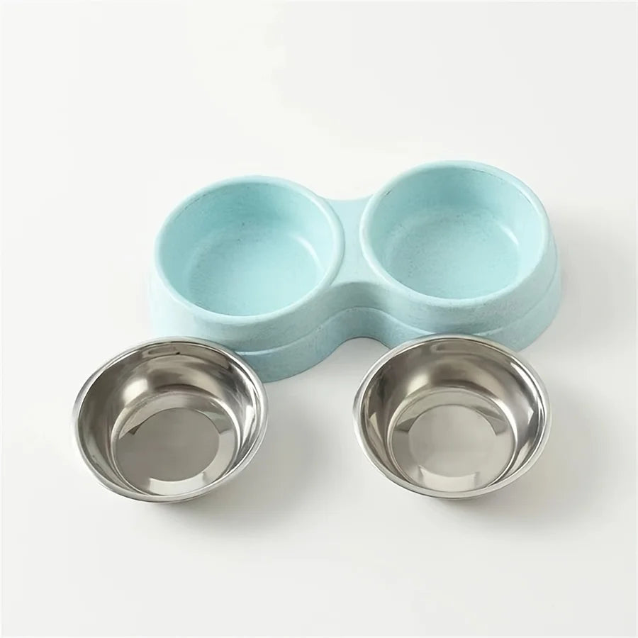 Tigela dupla aço inox para pet antiderrapante em fundo branco