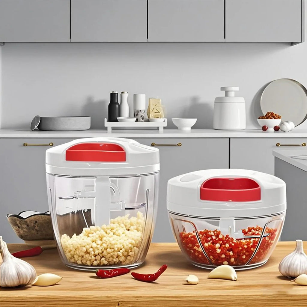 Picador manual de cordinha para alho cebola e legumes em fundo branco