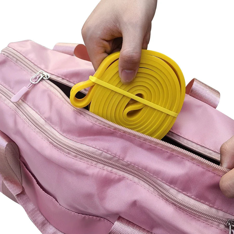Faixa elástica de resistência kit pilates treino em casa em fundo branco