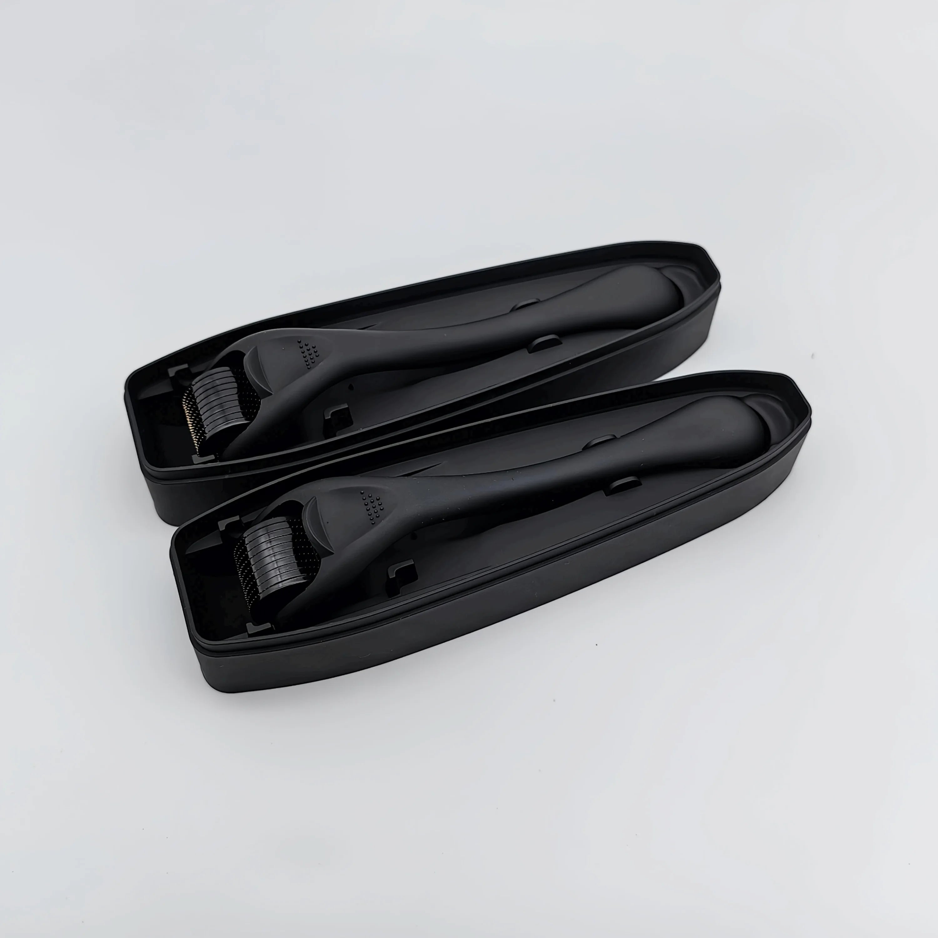 Dermaroller 540 Agulhas Titânio Preto Fosco Skincare 3