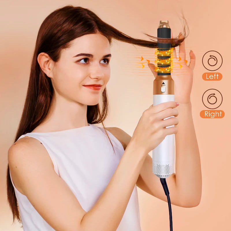 Escova modeladora 5 em 1 secadora alisadora profissional em fundo branco