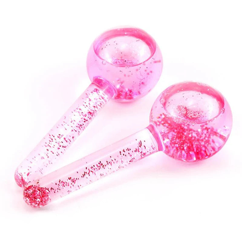 Ice globes massageador facial esferas de gelo para skincare em fundo branco