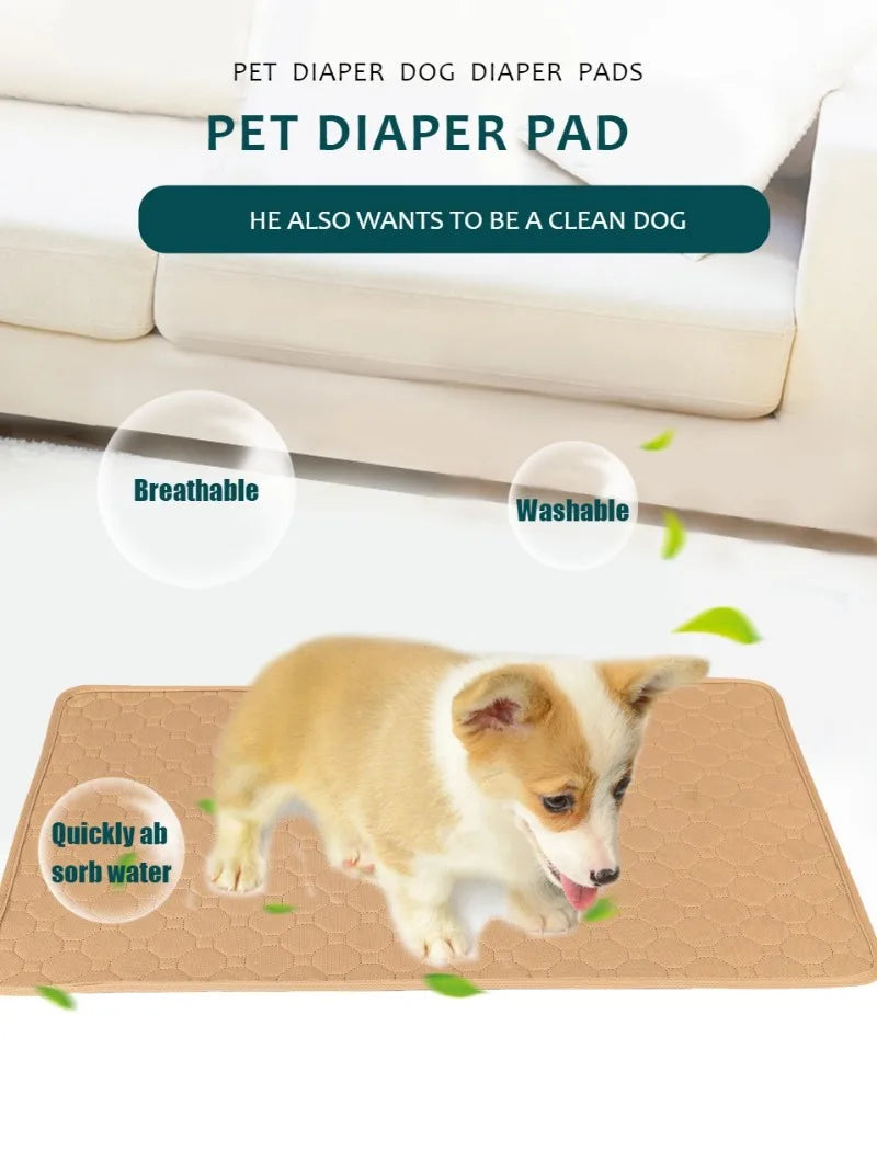 Tapete higiênico lavável reutilizável para cães em fundo branco