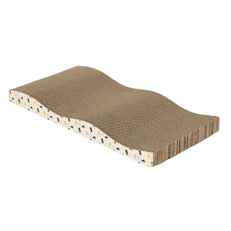 Arranhador de papelão ondulado formato onda para gatos em fundo branco