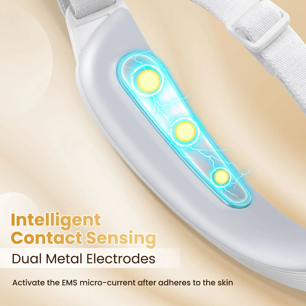 Massageador facial EMS microcorrente para lifting em fundo branco