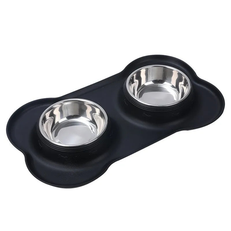 Comedouro silicone duplo com tigelas aço inox removíveis em fundo branco