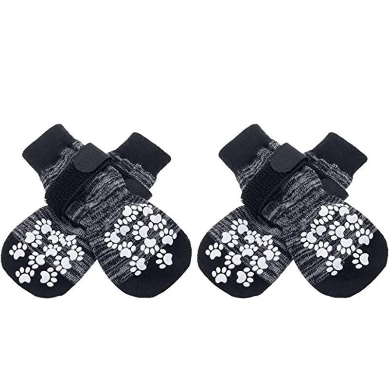 Meias antiderrapantes para cães kit 4 unidades em fundo branco
