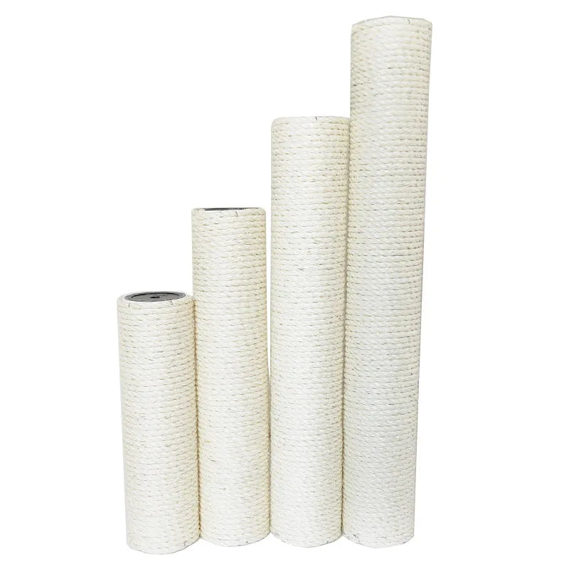 Arranhador para gatos poste com corda sisal e base antiderrapante em fundo branco