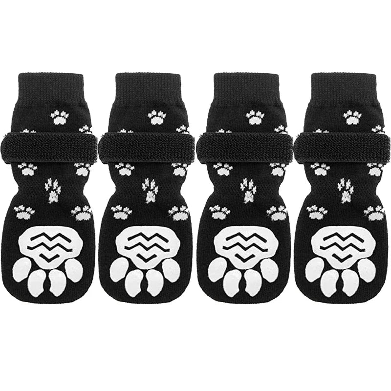 Meias antiderrapantes para cães kit 4 unidades em fundo branco