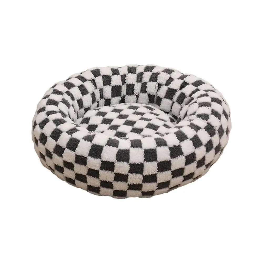Cama calmante anti ansiedade para pet em pelúcia redonda formato donut em fundo branco
