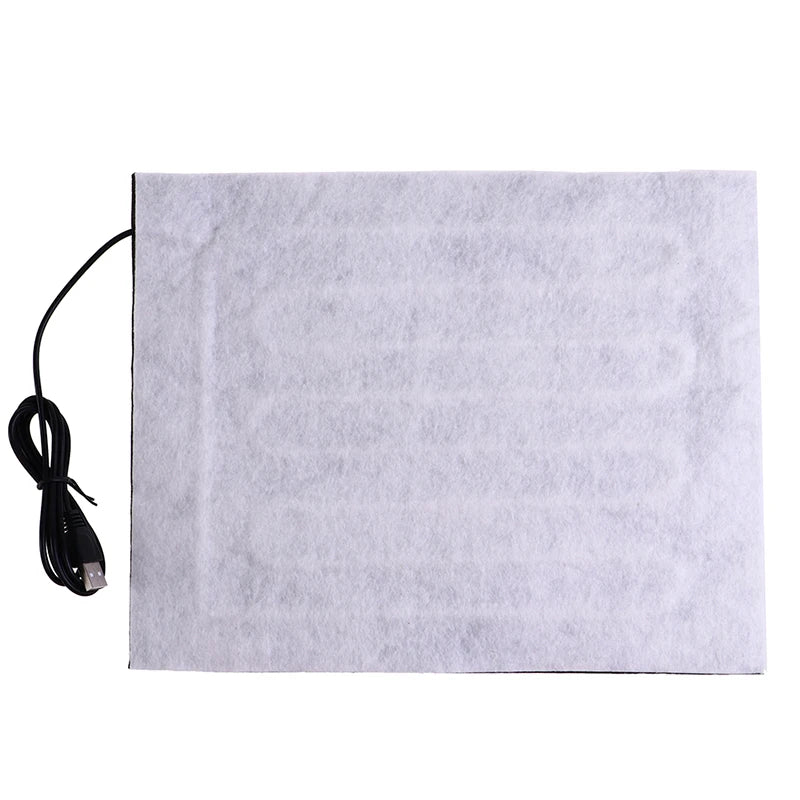 Tapete aquecido USB para pet inverno quente em fundo branco