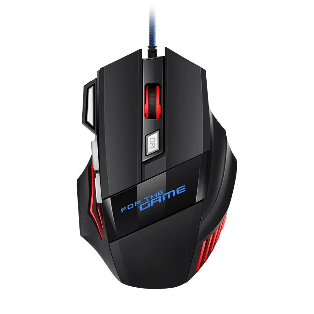 Mouse gamer USB com LED RGB ergonômico em fundo branco