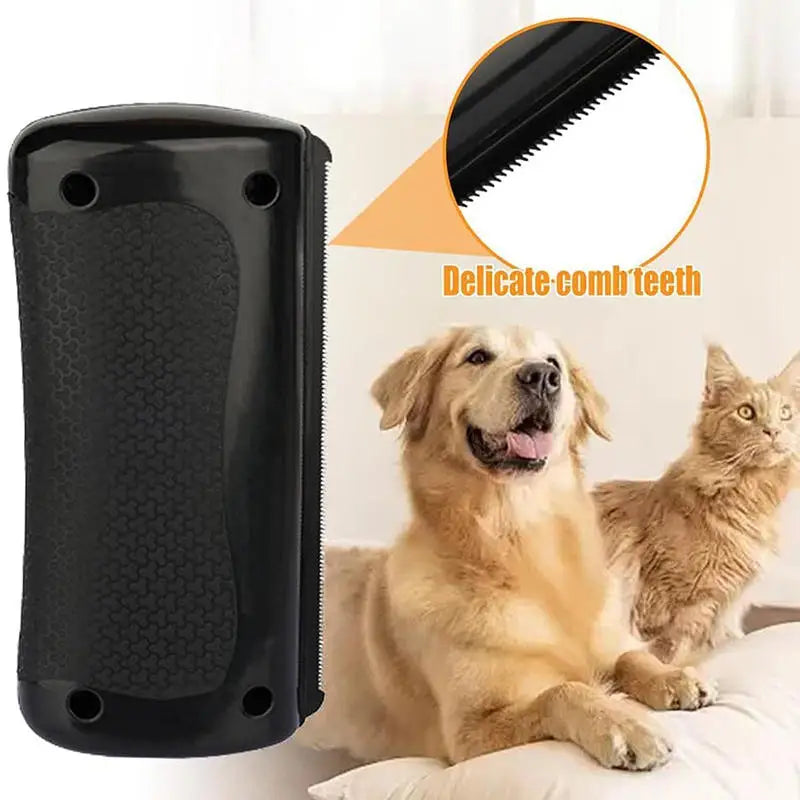 Escova profissional desembaraçadora para cães e gatos em fundo branco