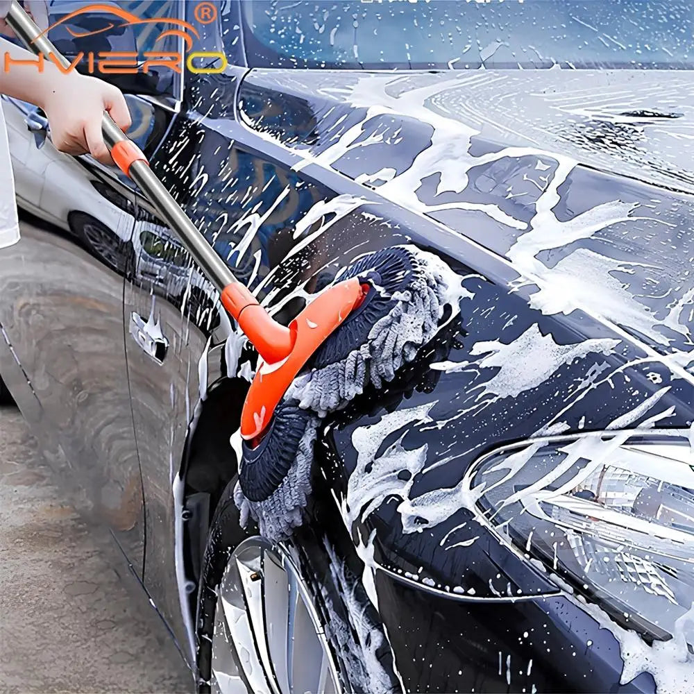 Kit de limpeza automotiva multiuso microfibra com escova e esponja em fundo branco