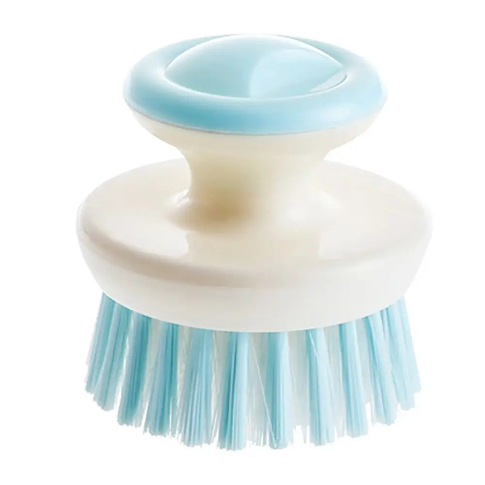 Escova multiuso de limpeza para cozinha com cerdas resistentes em fundo branco