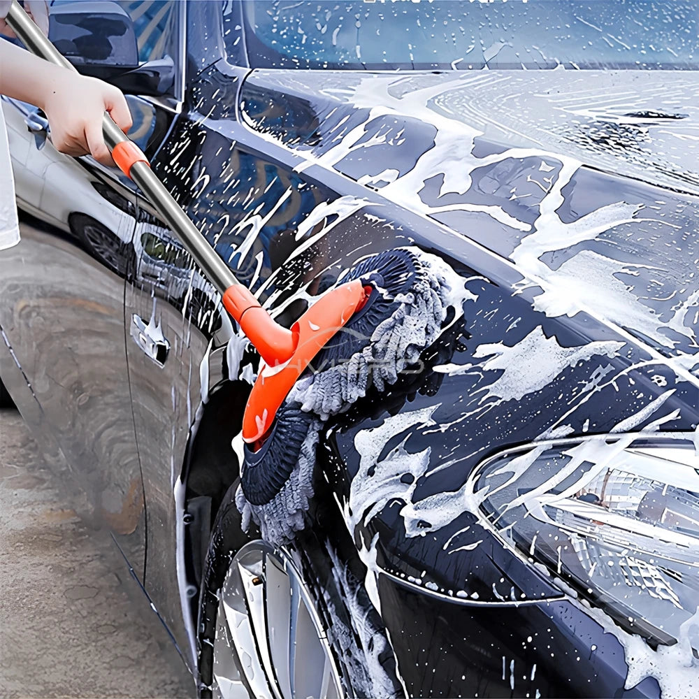 Kit de limpeza automotiva multiuso microfibra com escova e esponja em fundo branco