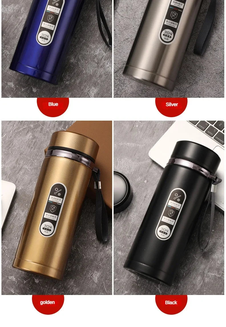 Garrafa térmica inox com display LED de temperatura em fundo branco