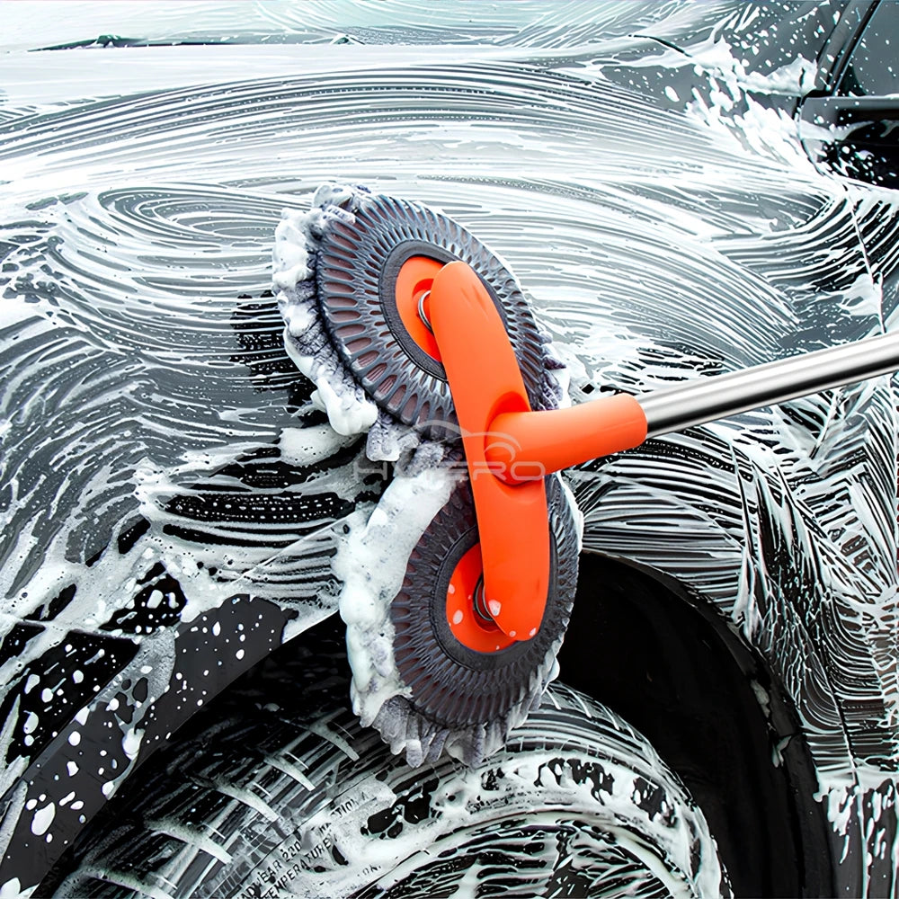 Kit de limpeza automotiva multiuso microfibra com escova e esponja em fundo branco