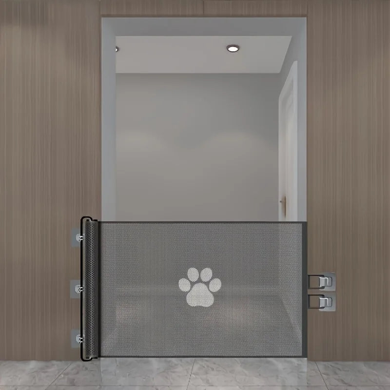 Portão pet mesh ajustável retrátil em fundo branco